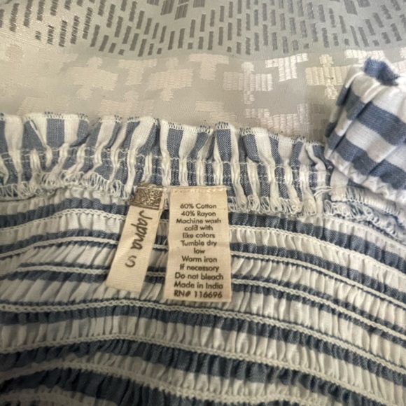 Japna Ruffle Smocked Sleeveless Top - Picture 4 of 4